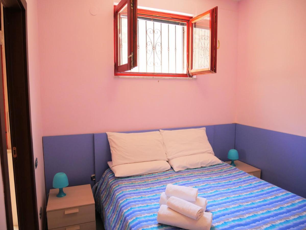 Olindo Apartment E Cristina Apartments Віко-Екуенсе Екстер'єр фото