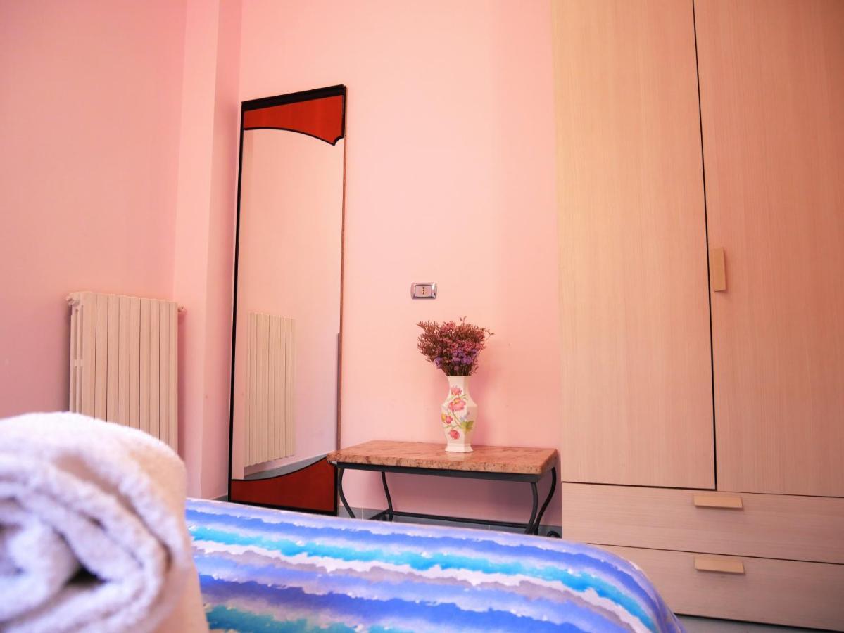 Olindo Apartment E Cristina Apartments Віко-Екуенсе Екстер'єр фото