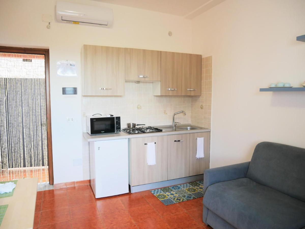 Olindo Apartment E Cristina Apartments Віко-Екуенсе Екстер'єр фото